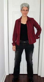 My current jeans #2: Levis Curvy Cut 2008 (low rise) Note the baggy knees :)