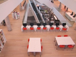 Very quiet before opening!