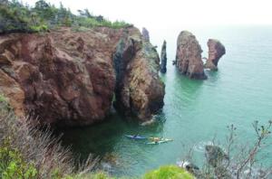 Sea kayaking for the braver than me (Photo: novascotia.com)
